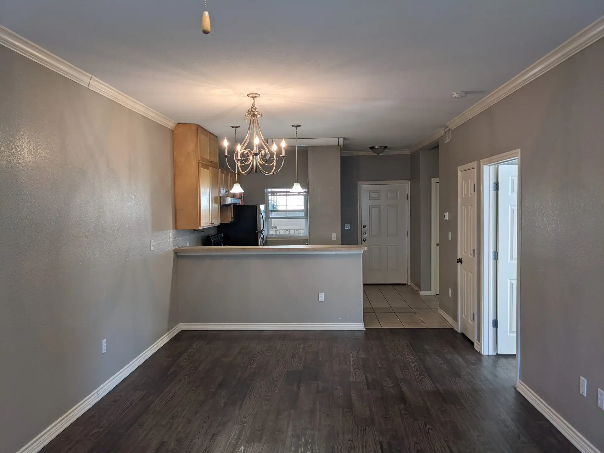 Community grounds and landscaping